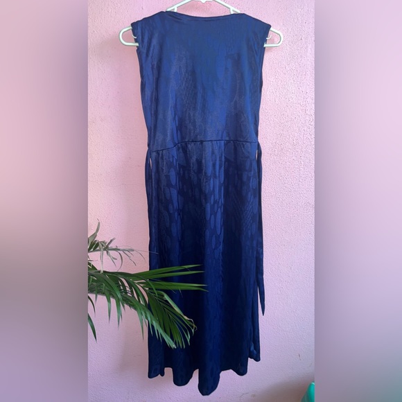 One piece dress - Picture 4 of 6